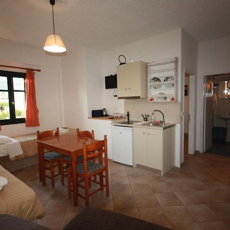 Cyclades Beach Apartments Chrisopigi  المظهر الخارجي الصورة