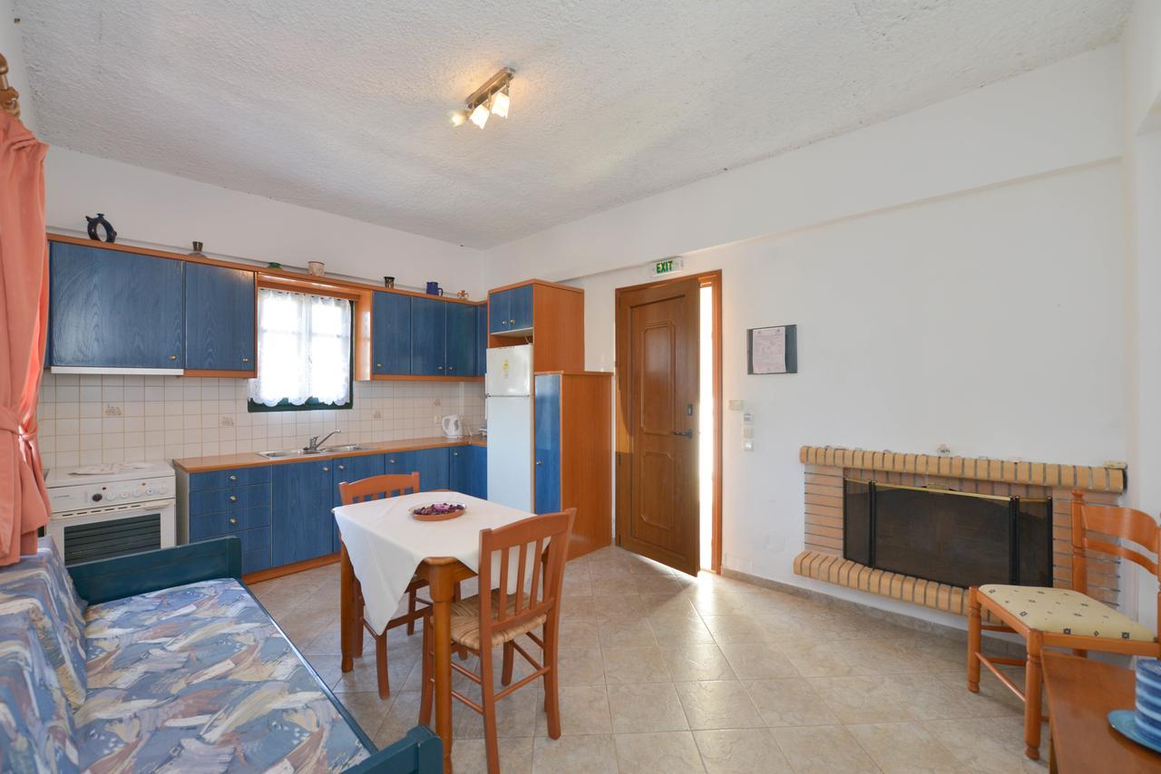 Cyclades Beach Apartments Chrisopigi  المظهر الخارجي الصورة
